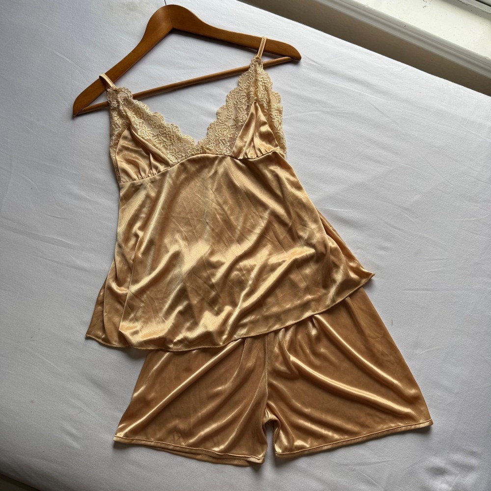 Fiori Nightwear Gold Satin Lace Trim Cami and Shorts Pajama Set 118 VTG Small